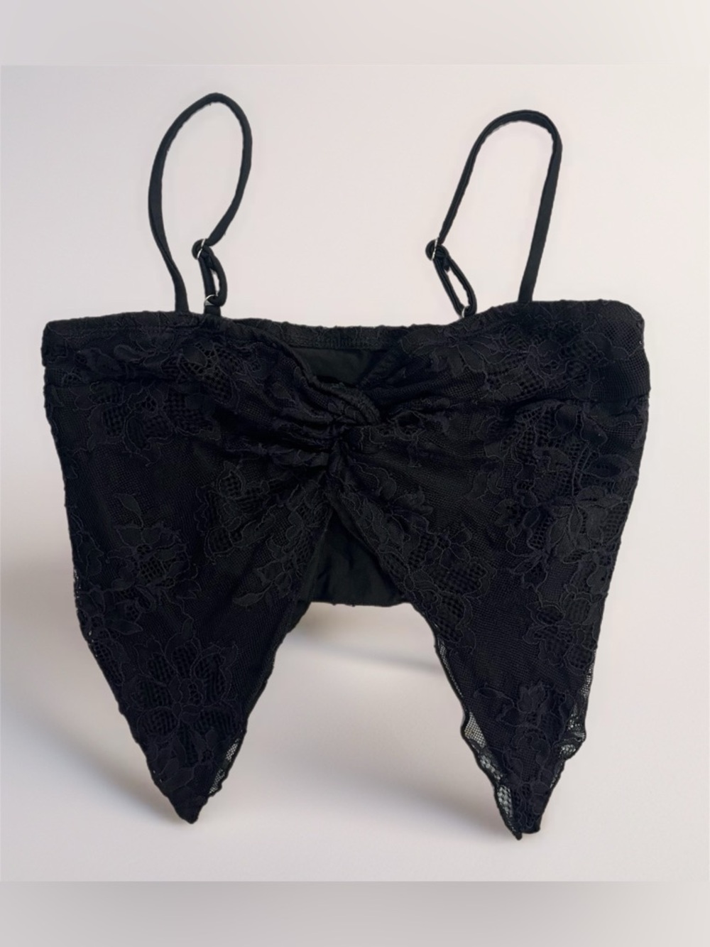 🎼 SHEIN Black Lace Twist Front Split Hem Cami Crop Top~Women’s XS